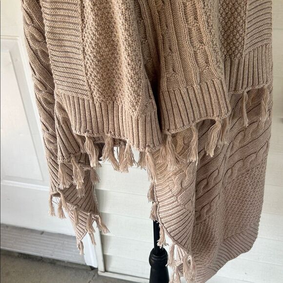 Matilda Jane Cozy Knit Vest Medium   D - Picture 7 of 9